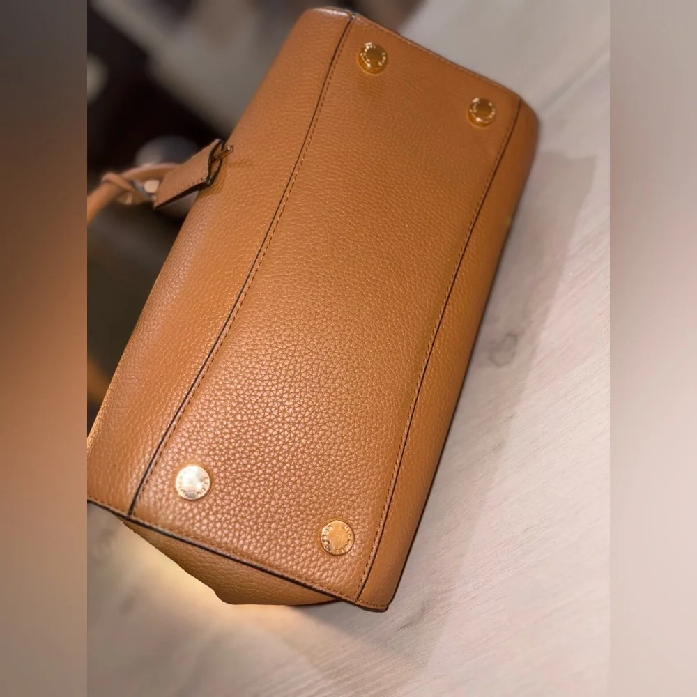 NWT Michael Kors Brown Hamilton Traveler‎ Large Leather Satchel